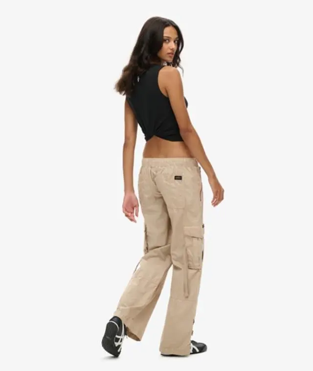 Superdry & Co Women's Low Rise Wide Leg Cargo Pants Cream / Stone Wash - 