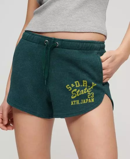Superdry Women's Athletic Essential Waffle Shorts Green / Dark Pine Green - 