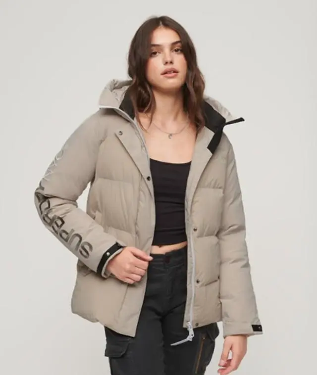 Superdry Women's Hooded City Padded Wind Parka Jacket Cream / Chateau Gray - 