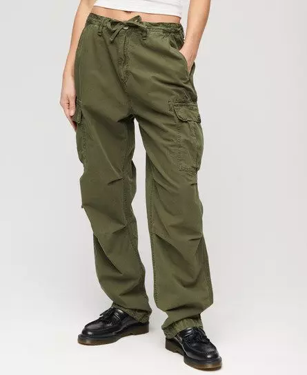 Superdry Women's Low Rise Parachute Cargo Pants Green / Olive Night Green -