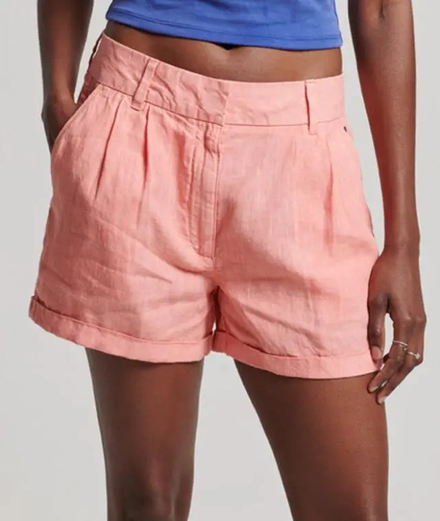 Superdry Women's Overdyed Linen Shorts Cream / Sunset Coral - 