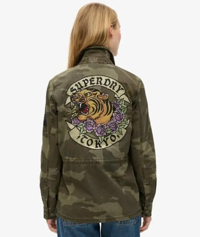 Superdry Women's Embroidered Military Field Jacket Khaki / Sun Bleached Camo - 