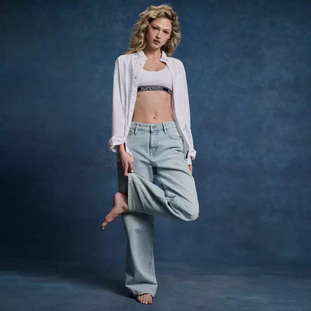 Superdry Women's Organic Cotton Mid Rise Wide Leg Jeans Light Blue / Williamsburg Blue -