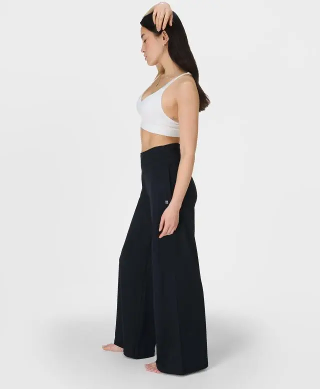 Gaia 32" Performance Yoga Wide Leg Trouser