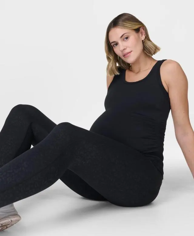 All Day 7/8 Embossed Maternity Leggings