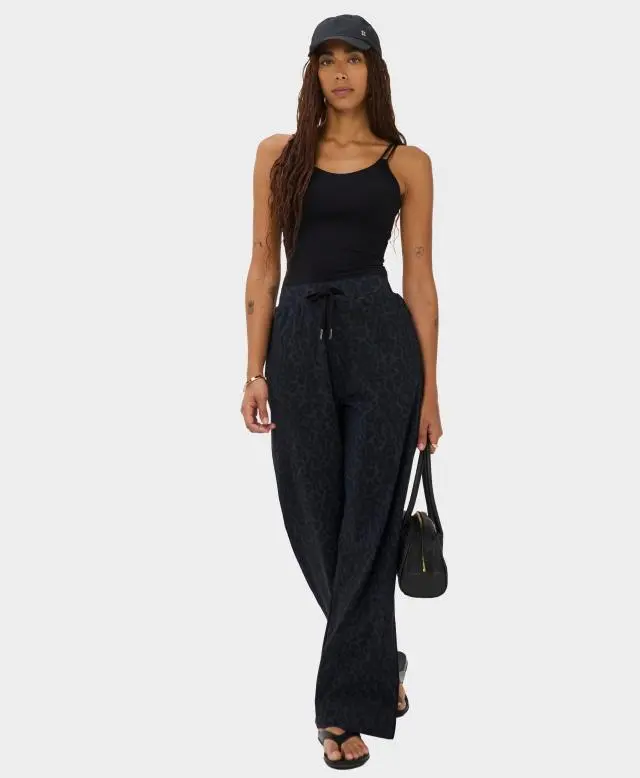 Sweaty Betty Explorer Wide Leg Trouser, Black