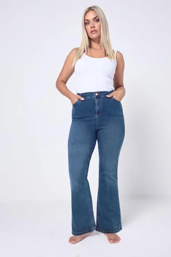 Yours Plus Size Mid Blue Bootcut Stretch Isla Jeans Size Regular > 20