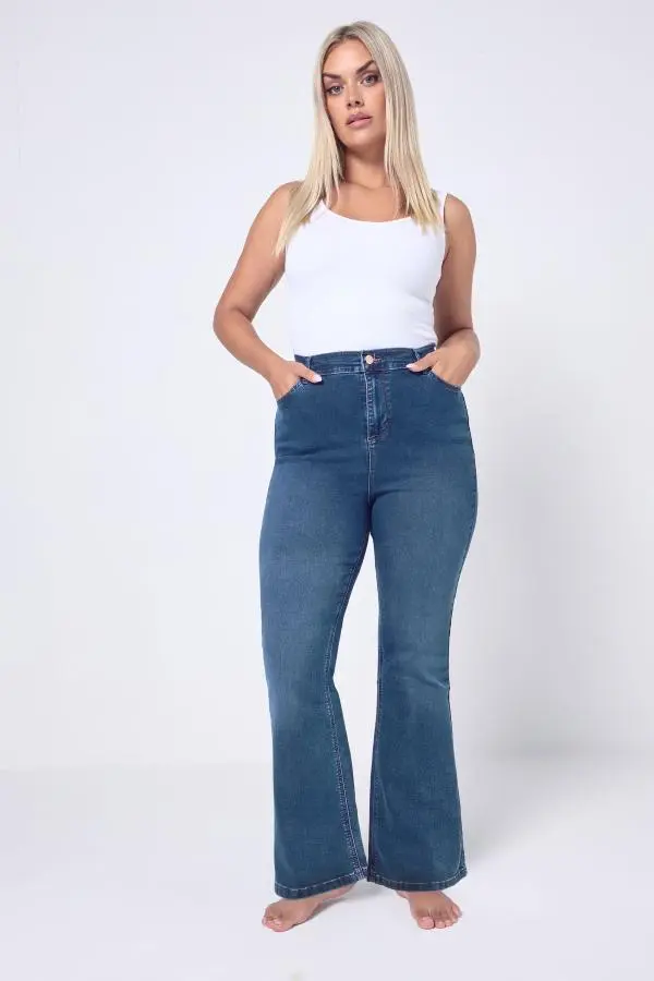 Yours Plus Size Mid Blue Bootcut Stretch Isla Jeans Size Short > 24