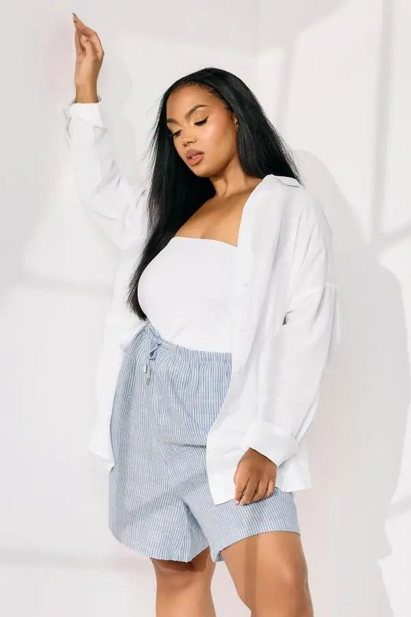 Yours Plus Size Blue Stripe Tie Front Linen Shorts Size 26-28