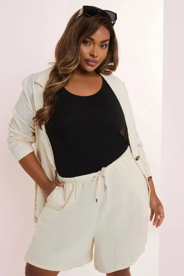 Yours Plus Size Natural Brown Tie Front Linen Shorts Size 30-32