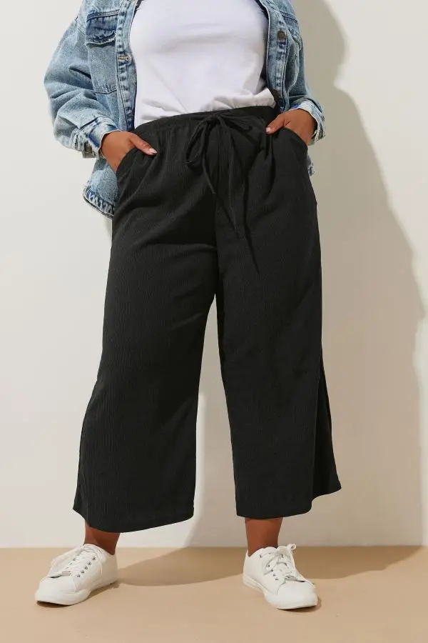 Yours Curve Black Textured Culottes, Women's Curve & Plus Size, Yours
