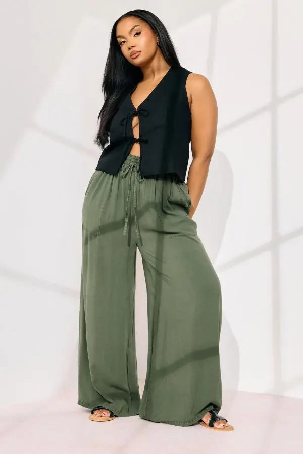Yours Curve Khaki Green Chambray Tie Front Wide Leg Trousers, Women's Curve & Plus Size, Yours
