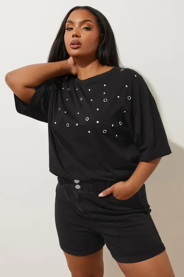 Yours Curve Black Washed Elasticated Waist Turn Up Denim Shorts, Women's Curve & Plus Size, Yours