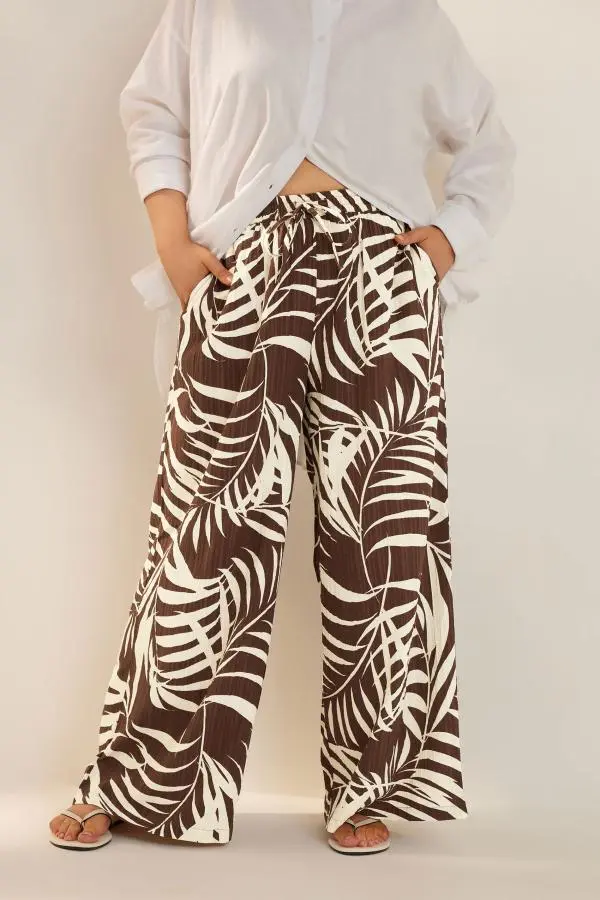 Yours Curve Brown Palm Print Textured Wide Leg Trousers, Women's Curve & Plus Size, Yours