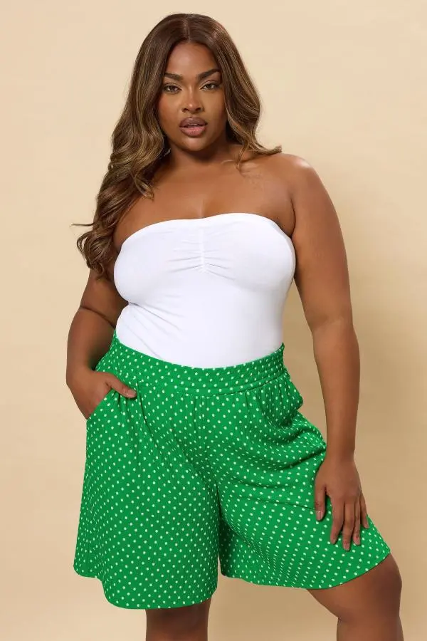 Yours Curve Green Spot Textured Jersey Shorts, Women's Curve & Plus Size, Yours