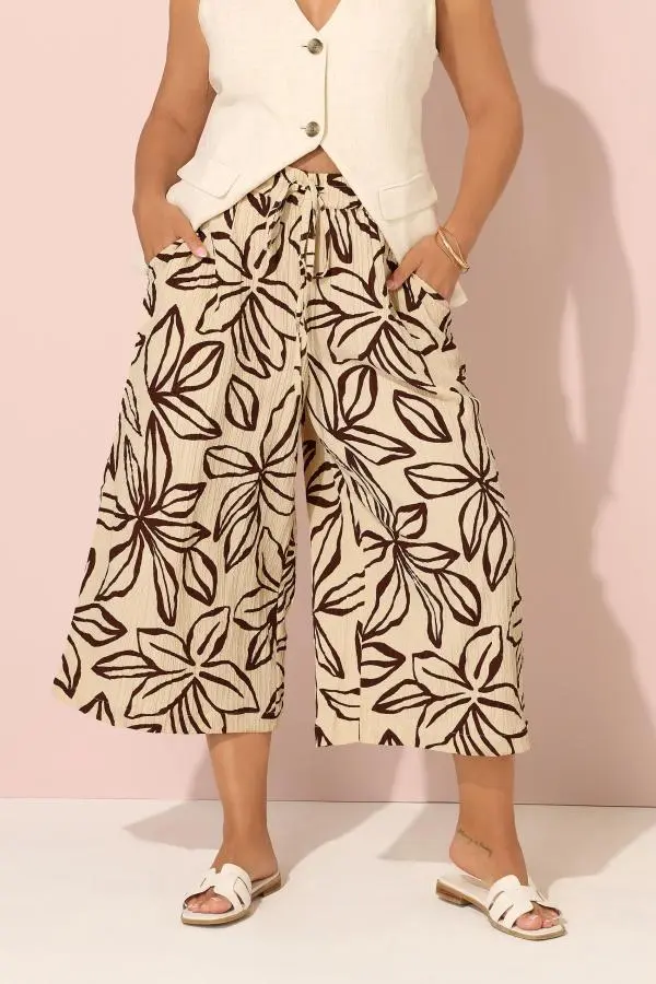 Yours Curve Stone Brown Textured Floral Midaxi Culottes, Women's Curve & Plus Size, Yours