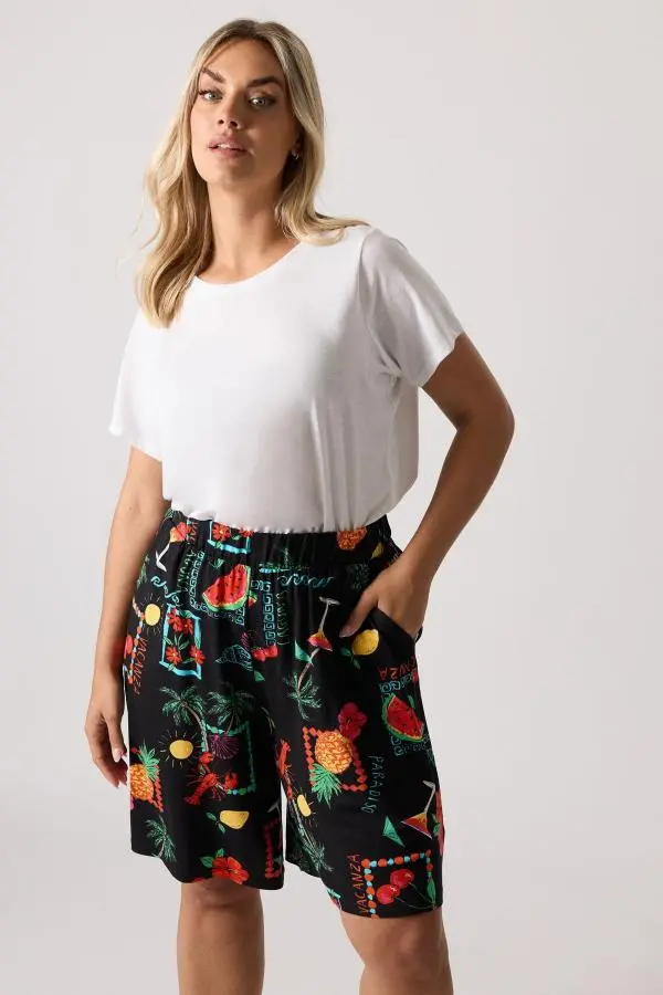 Yours Curve Black Summer Postcard Print Shorts, Women's Curve & Plus Size, Yours