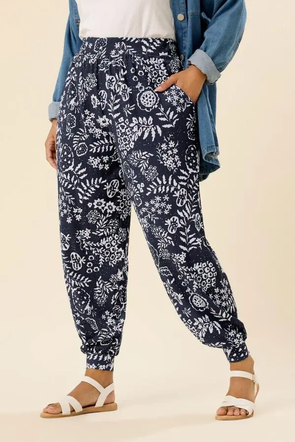 Yours Plus Size Navy Blue Leaf Print Cuffed Harem Trousers Size 30-32