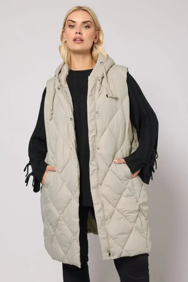 Yours Curve Ivory White Midi Gilet, Women's Curve & Plus Size, Yours
