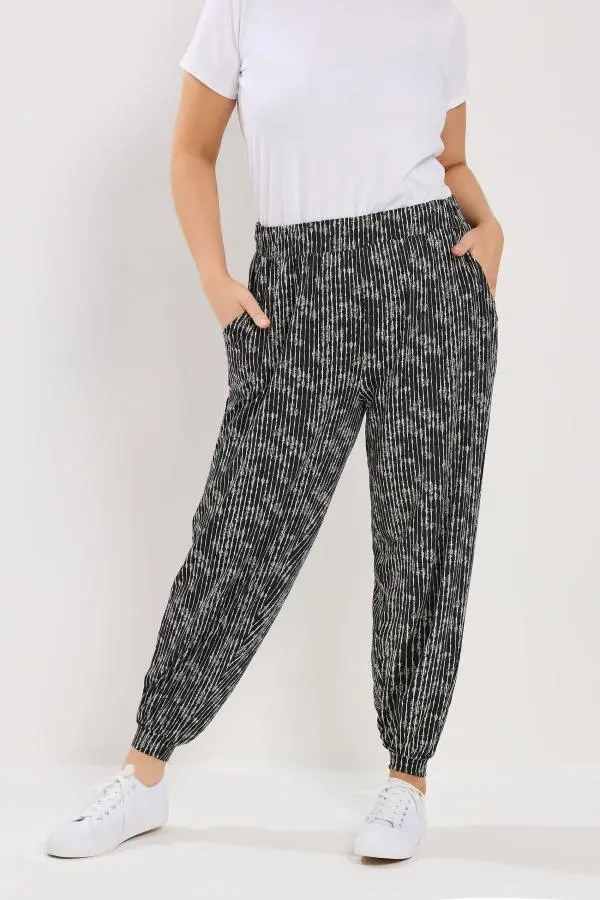 Yours Plus Size Black Textured Cuffed Harem Trousers Size 30-32