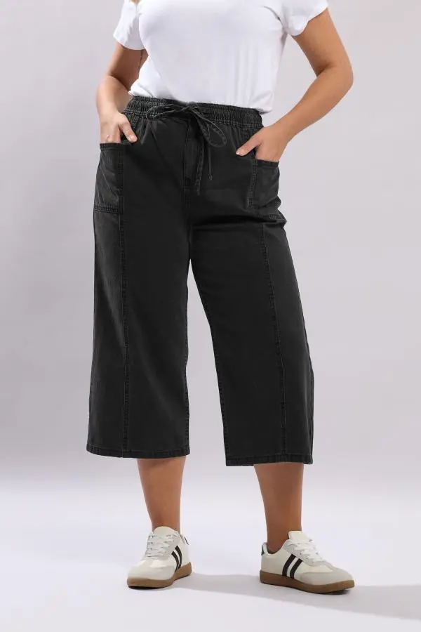 Yours Plus Size Washed Black Cropped Denim Trousers Size 34-36