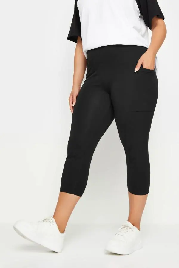 Yours Plus Size Black Side Pocket Cropped Leggings Size 30-32