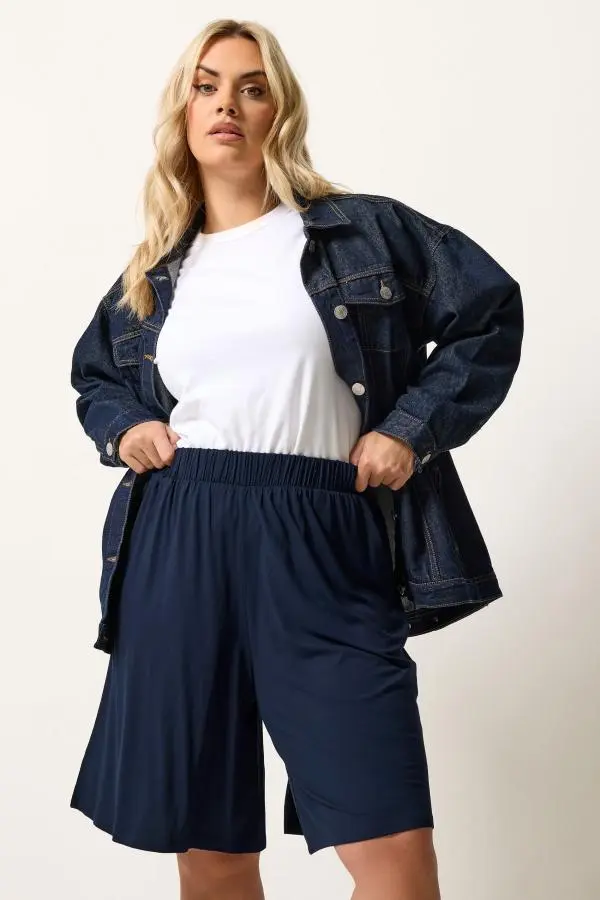 Yours Plus Size Navy Blue Pull On Shorts Size 34-36