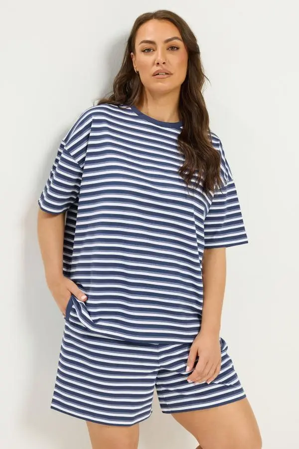 Yours Plus Size Blue Stripe Tshirt & Shorts Coord Size 30-32
