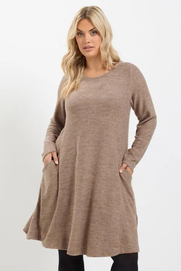 Yours Women's Plus Size Light Brown Soft Touch Pocket Swing Dress Size 20 | Polyester/Elastane/Viscose