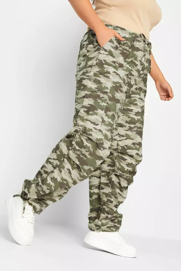 Limited Collection Curve Green Camo Print Cargo Parachute Trousers, Women's Curve & Plus Size, Limited Collection
