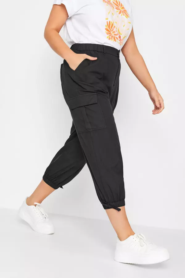 Yours Curve Black Cropped Cargo Trousers, Women's Curve & Plus Size, Yours