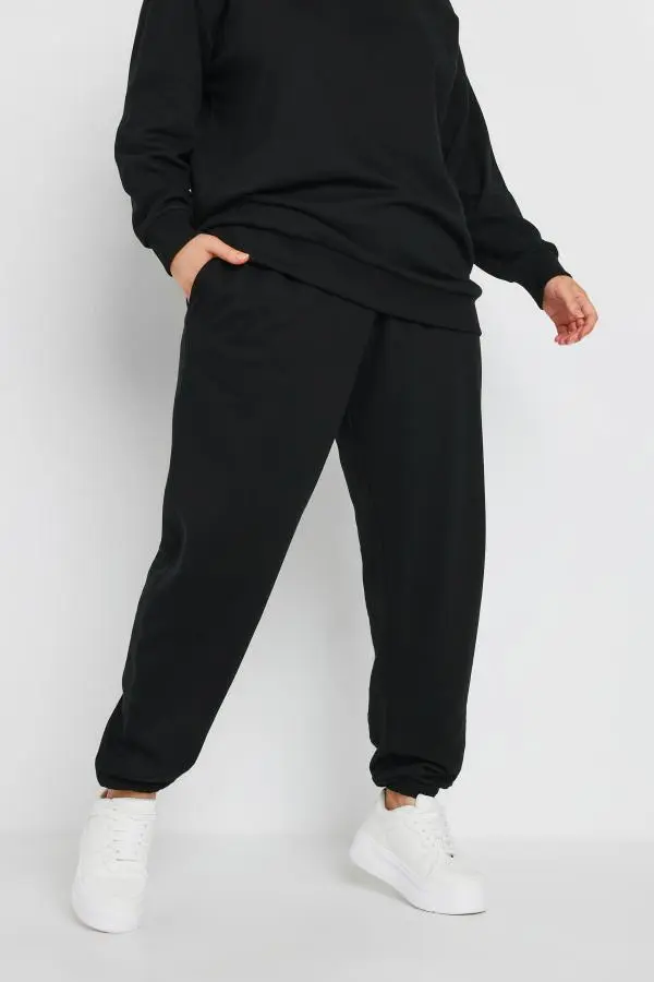 Yours Curve Black Cuffed Joggers Size 22-24