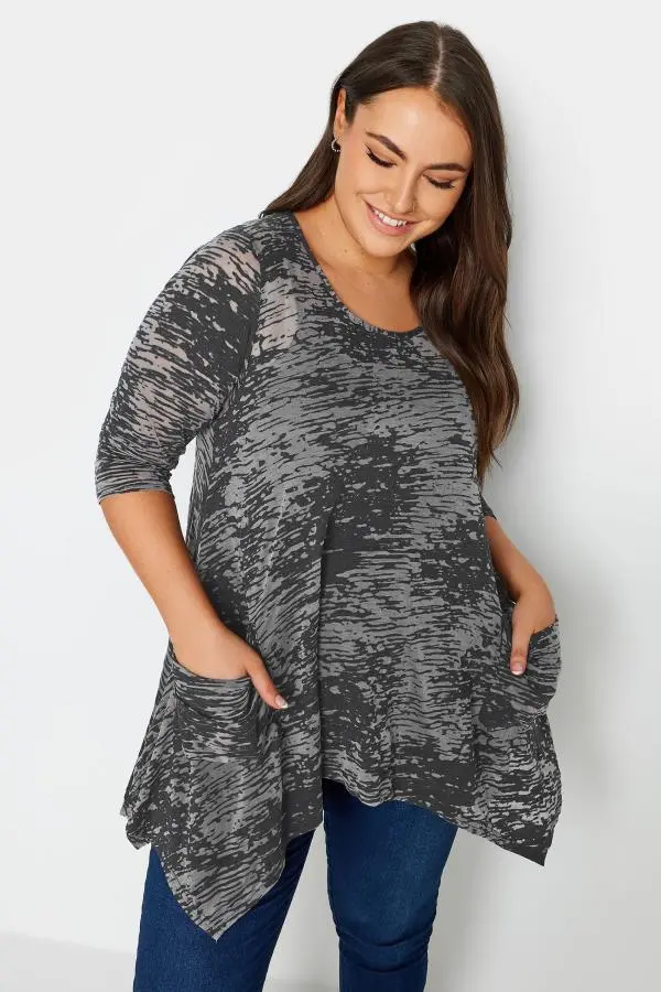 Yours Plus Size Black Abstract Print Pocket Top Size 26-28