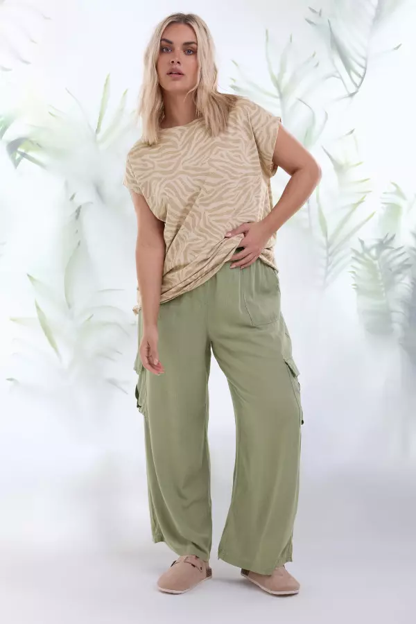 Yours Curve Khaki Green Linen Wide Leg Cargo Trousers, Women's Curve & Plus Size, Yours