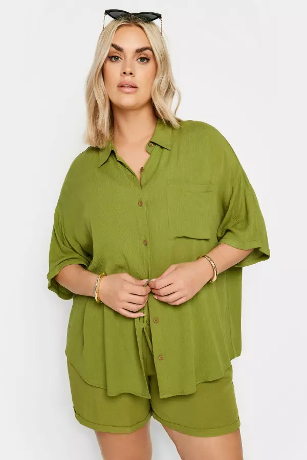 Limited Collection Curve Olive Green Crinkle Shirt, Women's Curve & Plus Size, Limited Collection