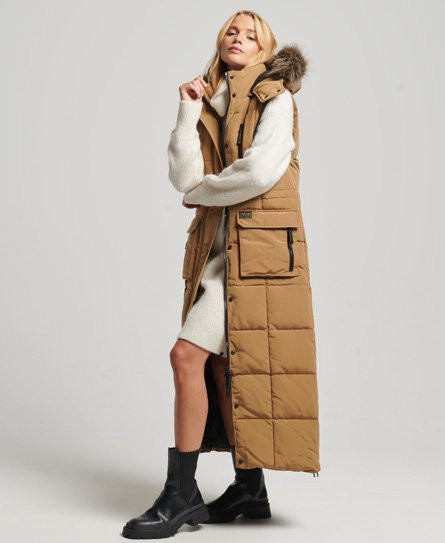 Superdry Women's Hooded Faux Fur Longline Puffer Gilet Brown / Sandstone - 