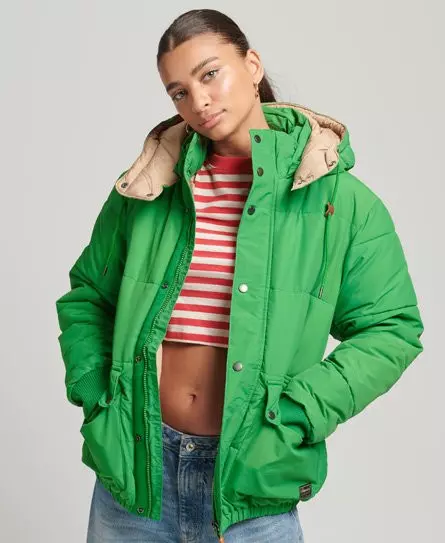 Superdry Women's Oversized Mountain Puffer Jacket Green / Oregon Green - 