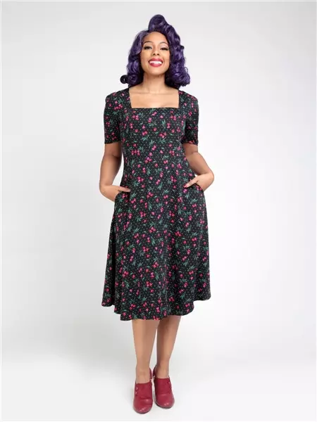 Collectif Womenswear Tilda Sweetheart Cherry Swing Dress 